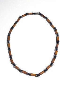 Wood & hematite necklace